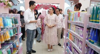 Miss Glam USU Store Resmi Dibuka oleh Airin Waas